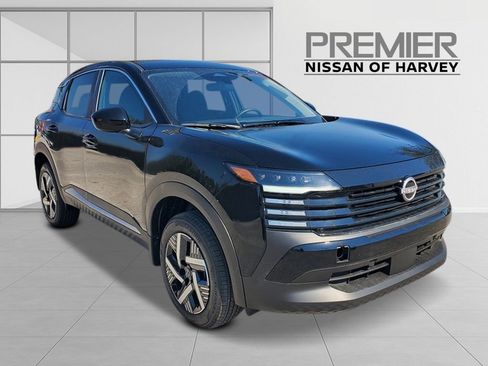 New 2026 Nissan Kicks SV image 2