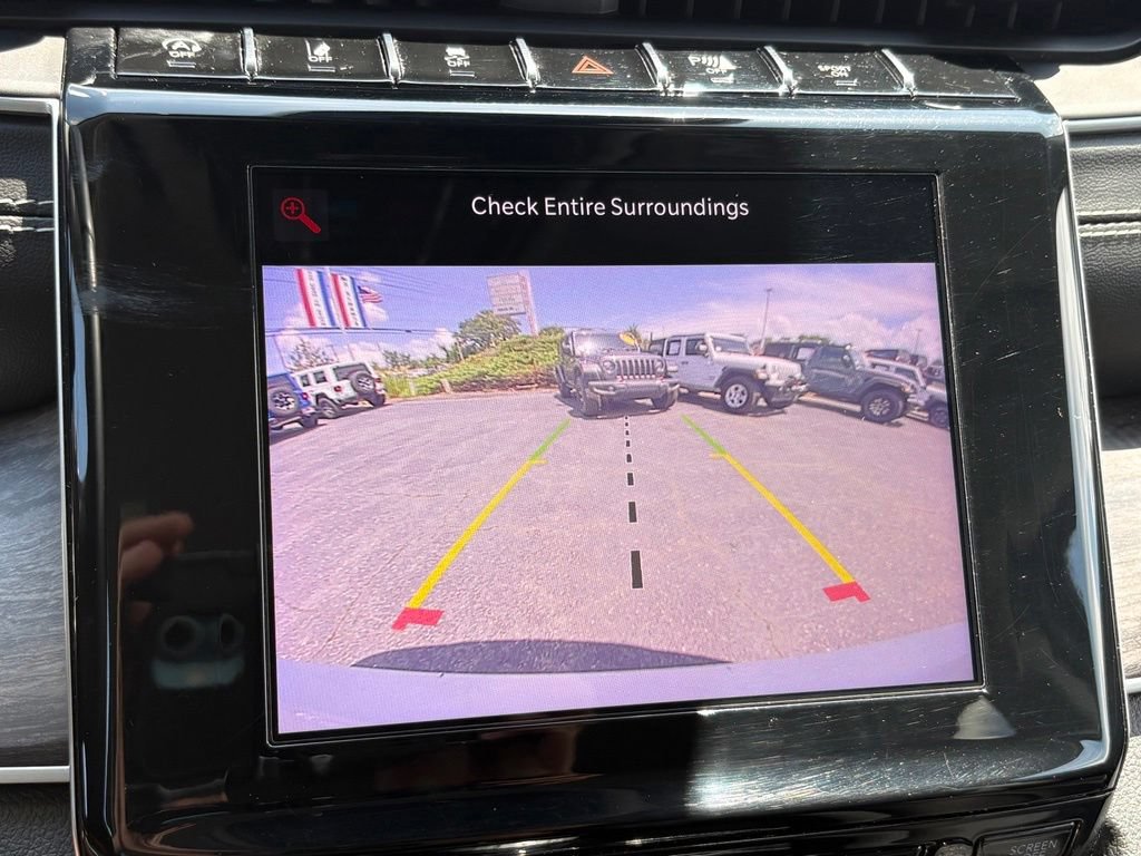 Used 2022 Jeep Grand Cherokee L Limited RWD image 10