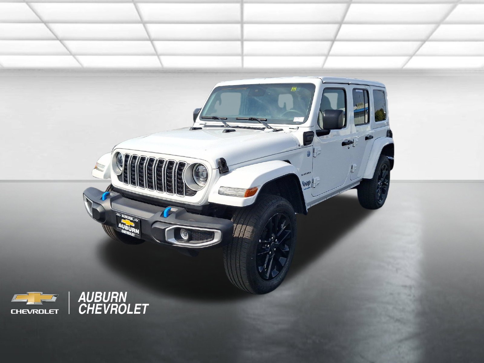 Used 2024 Jeep Wrangler Unlimited Sahara AWD/4WD image 4