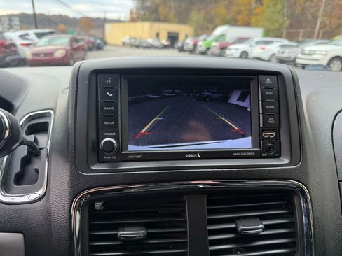 Used 2020 Dodge Grand Caravan GT image 11