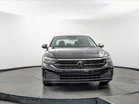 Used 2024 Volkswagen Jetta S FWD image 11