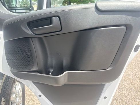 Used 2025 RAM ProMaster 3500 w/ Quick Order Package 24G SLT FWD image 18