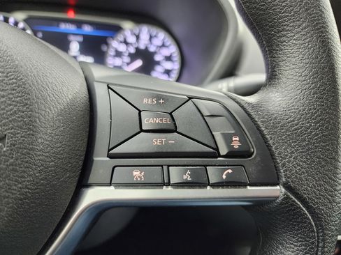 Used 2023 Nissan Sentra SV image 17