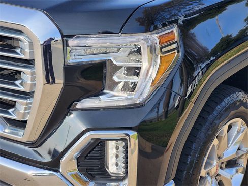 Used 2021 GMC Sierra 1500 SLT image 8