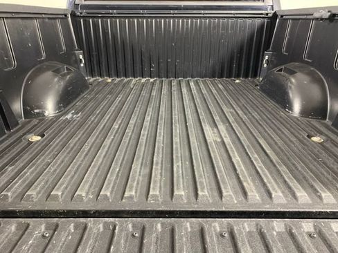 Used 2022 Toyota Tundra SR5 AWD/4WD image 37