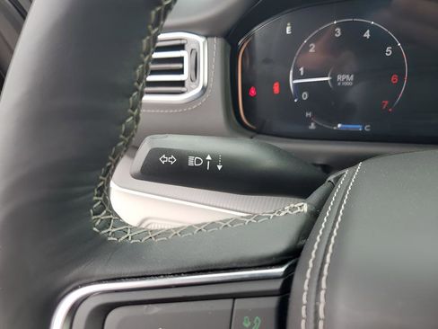 New 2026 Jeep Grand Wagoneer Summit image 37