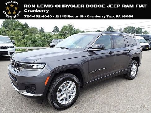 New 2025 Jeep Grand Cherokee L Laredo image 1