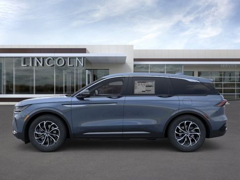 New 2026 Lincoln Nautilus Premier w/ Equipment Group 102A AWD/4WD image 3