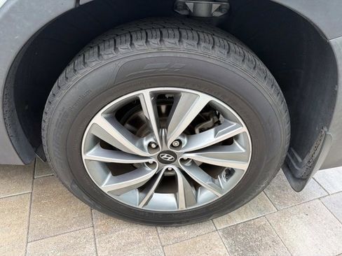 Used 2020 Hyundai Santa Fe Limited FWD image 34