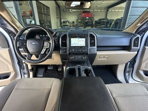 Used 2018 Ford F150 XLT w/ Equipment Group 302A Luxury image 19