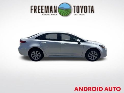 Used 2024 Toyota Corolla LE FWD image 4