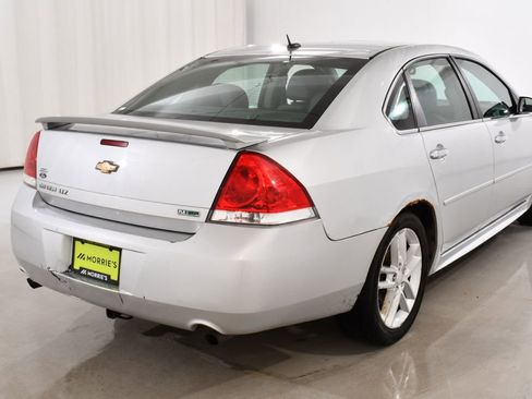 Used 2012 Chevrolet Impala LTZ FWD image 12