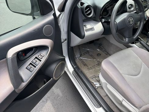 Used 2008 Toyota RAV4 2WD image 10