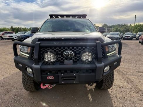 Used 2019 Toyota Tundra SR5 w/ SR5 Upgrade Package AWD/4WD image 8