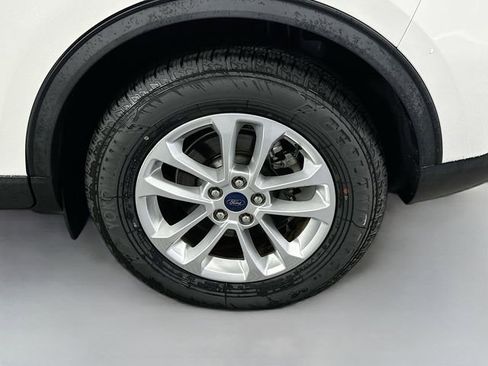 Used 2020 Ford Escape SE FWD image 30