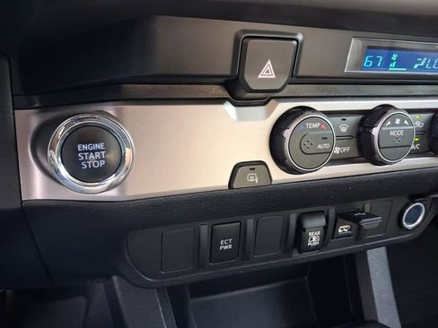 Used 2023 Toyota Tacoma SR5 image 22