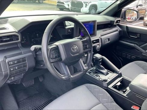Used 2024 Toyota Tacoma SR image 14
