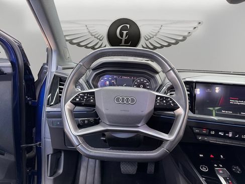 Used 2022 Audi Q4 e-tron Prestige AWD/4WD image 12