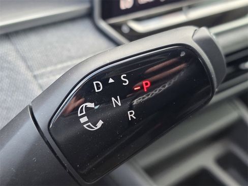 New 2026 Volkswagen Tiguan S image 15