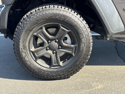 Used 2019 Jeep Wrangler Unlimited Sport S AWD/4WD image 10
