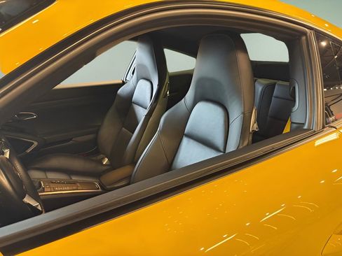 Used 2017 Porsche 911 Carrera image 24