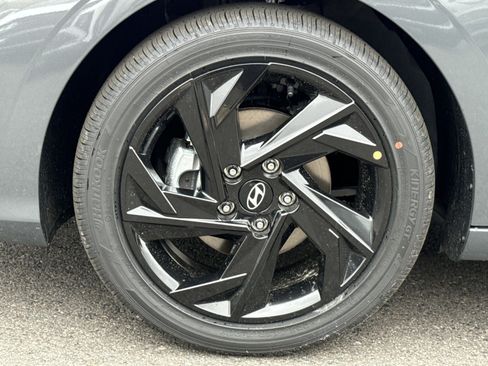 New 2026 Hyundai Elantra Sport FWD image 12