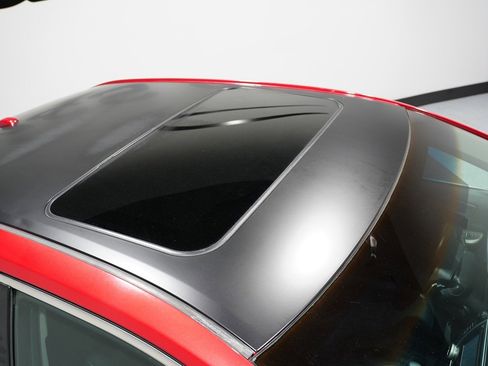 Used 2012 Toyota Camry SE image 4