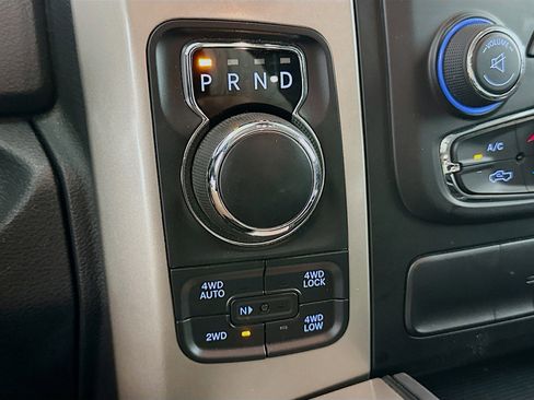 Used 2017 RAM 1500 Big Horn AWD/4WD image 25