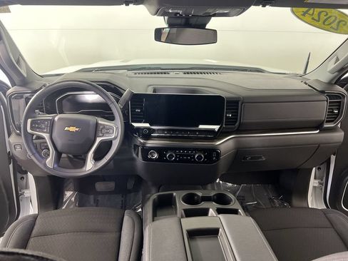 Certified 2024 Chevrolet Silverado 1500 LT AWD/4WD image 20