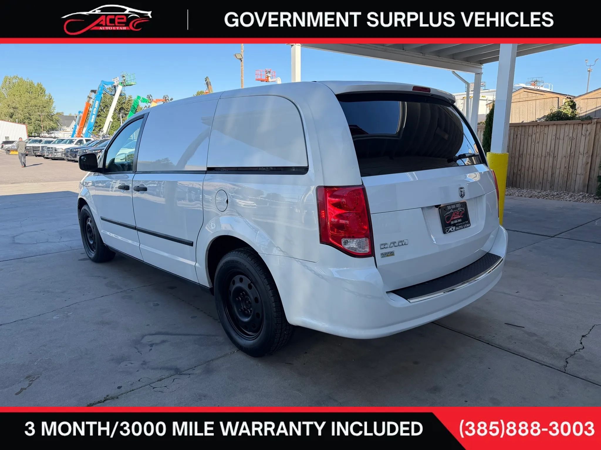 Used 2015 RAM C/V Tradesman FWD image 7