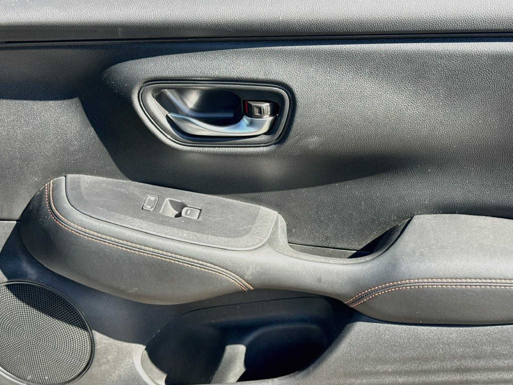 Used 2025 Honda HR-V Sport image 38