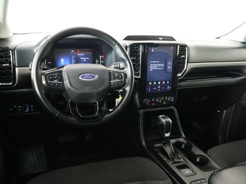 Used 2025 Ford Ranger XLT w/ FX4 Off-Road Package AWD/4WD image 2