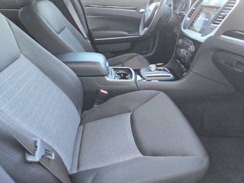 Used 2023 Chrysler 300 Touring w/ Sport Appearance Package image 14