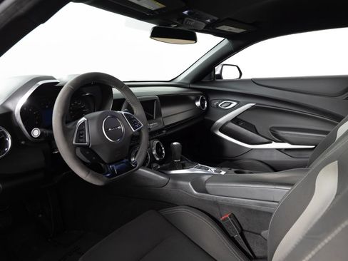 Used 2019 Chevrolet Camaro LT w/ 1LE Track Performance Package RWD image 13