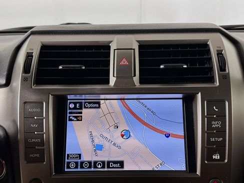 Used 2020 Lexus GX 460 Premium image 22