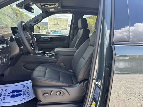 New 2026 Chevrolet Suburban RST w/ Sun And Tow Package image 14