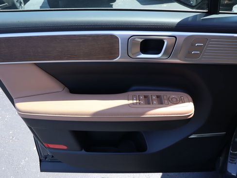 New 2026 Hyundai Santa Fe Calligraphy FWD image 16