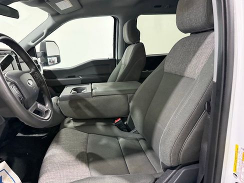 Used 2024 Ford F250 XLT image 10