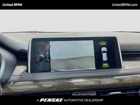 Used 2016 BMW X5 xDrive50i AWD/4WD image 9
