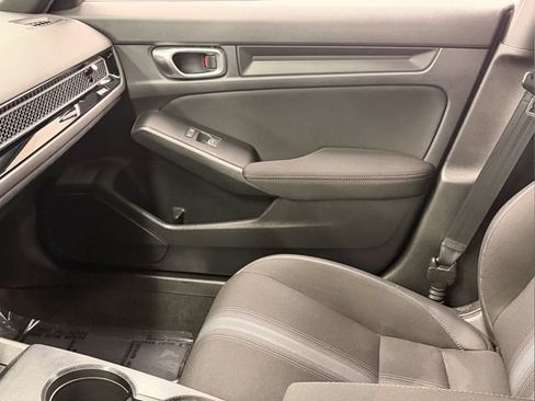 Used 2023 Honda Civic Sport image 22