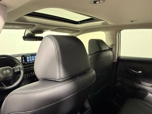 Used 2025 Honda HR-V EX-L image 35