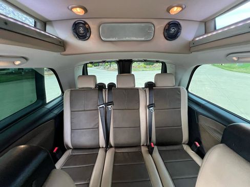 Used 2018 Mercedes-Benz Metris Passenger Van image 39