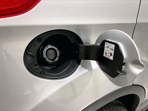 Used 2015 Ford Escape Titanium image 42