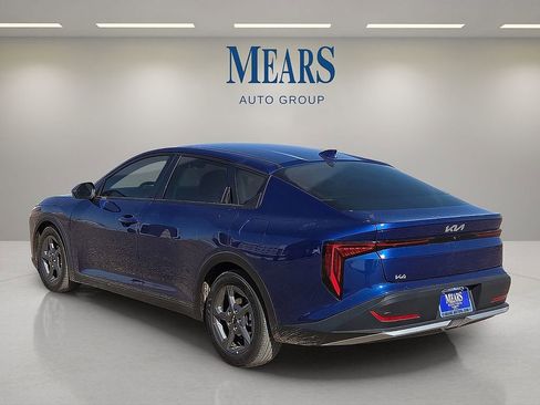 Used 2025 Kia K4 LXS image 3