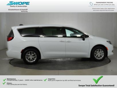 New 2026 Chrysler Voyager LX