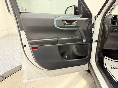 Used 2024 Ford Bronco Sport Badlands image 9