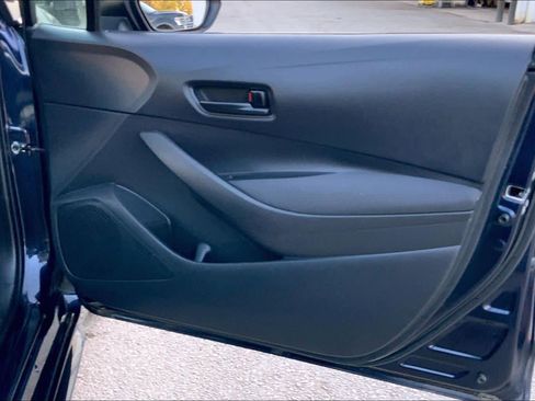 Used 2024 Toyota Corolla LE image 21