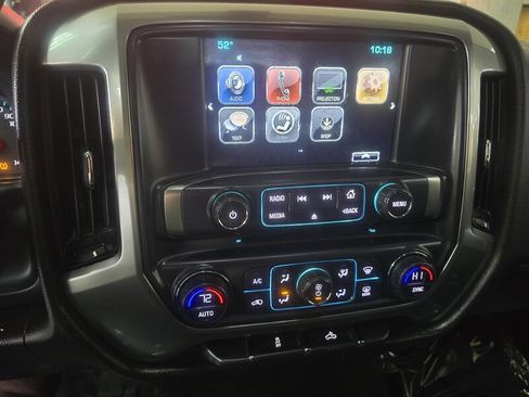 Used 2018 Chevrolet Silverado 1500 LT w/ All Star Edition image 22