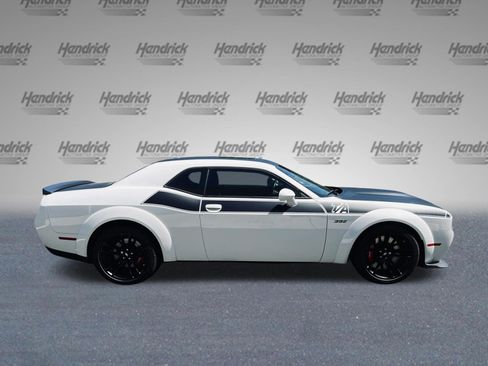 Used 2022 Dodge Challenger R/T Scat Pack RWD image 10