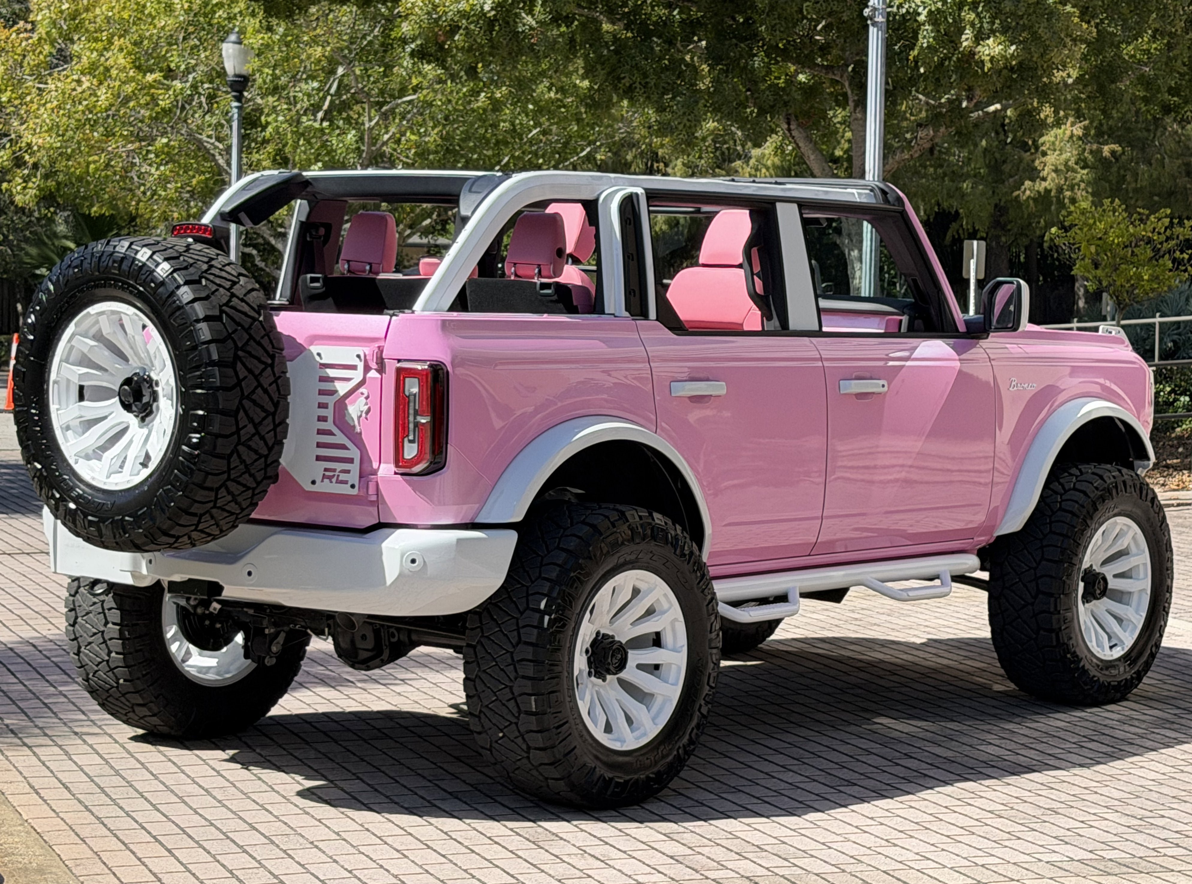 Used 2025 Ford Bronco Outer Banks AWD/4WD image 35